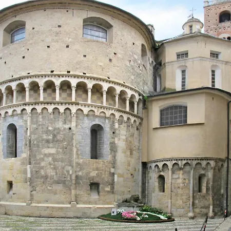 B - Aeg401 By Interhome * Villanova d'Albenga